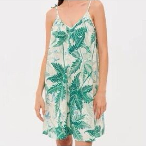 H&M Dresses & Skirts - H&M Tropical Green Leaf Print Mini Dress or cover up